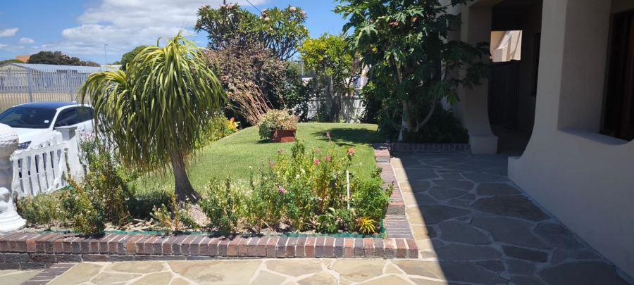 3 Bedroom Property for Sale in Belgravia Western Cape